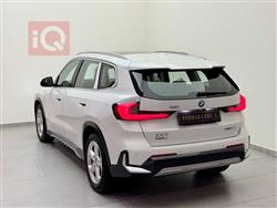 بي ام دبليو iX1